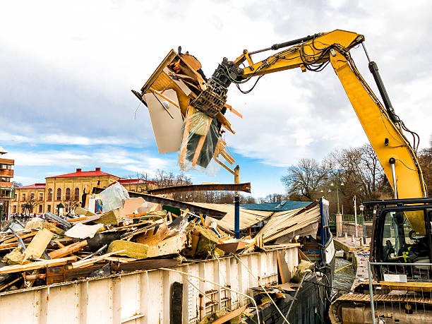 Best Commercial Junk Removal  in Lawrenceburg, KY